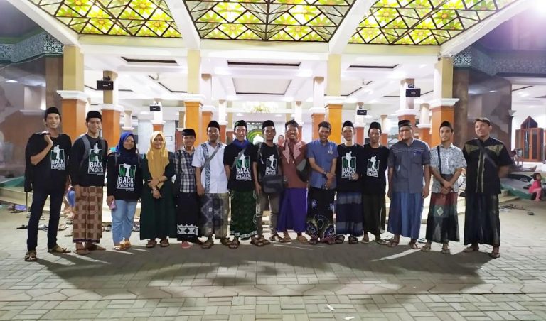 Tarawih Backpacker Road to Seven Masjid Se-Kabupaten Batang
