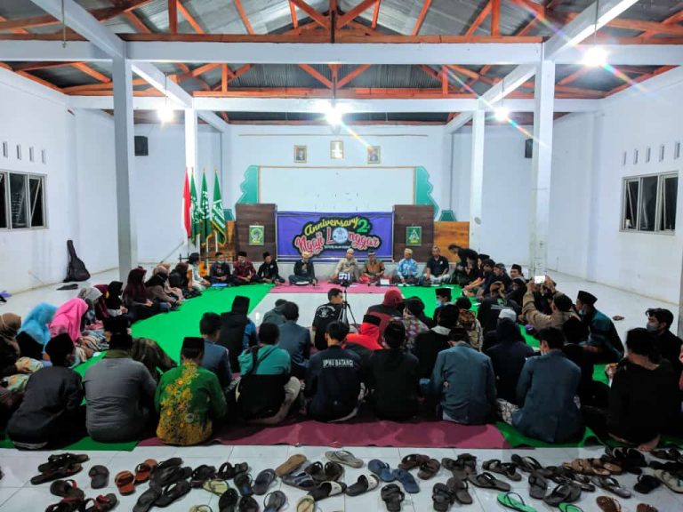 Anniversary Kedua Ngalong Diperingati Dengan Mengulas Sejarah Batang.