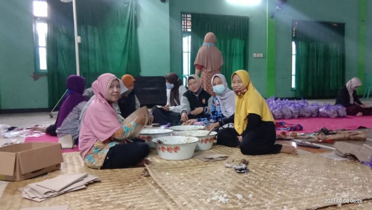 Peduli Korban Banjir, LAZISNU Batang Dirikan Posko Dapur Umum