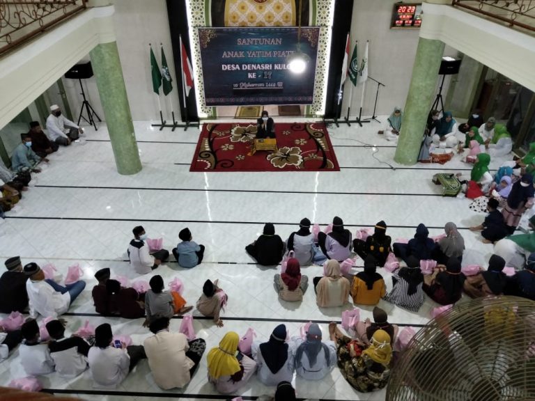 Peringati 10 Muharram PR NU Desa Denasri Kulon Santuni Yatim Piatu