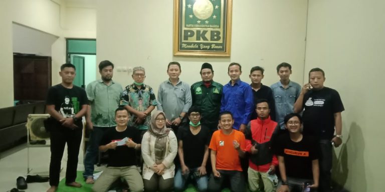 Bertemu Dewan FPKB Batang, Lakpesdam, LBH Ansor dan IKA PMII Batang Sampaikan Evaluasi Kritis atas Raperda Swalayan dan Ajukan Beberapa Rekomendasi