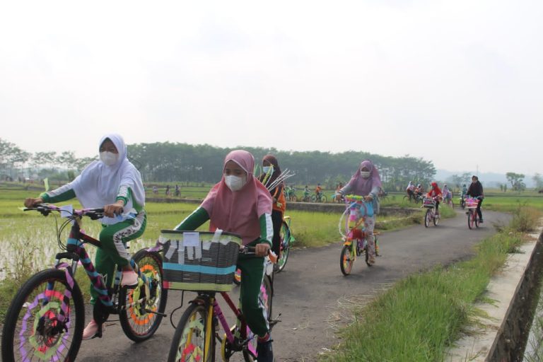 Goes Santri Day, Pelajar NU Sidorejo Meriahkan HSN 2021