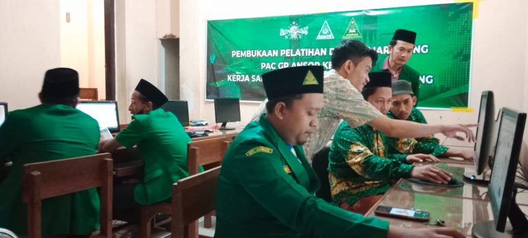 Tangkap Peluang KITB, Ansor Batang Berlatih Digital Marketing
