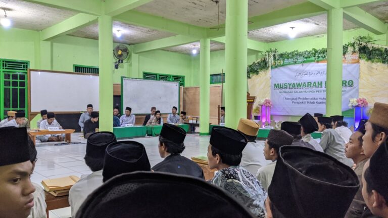 Jelang Akhirussanah, Pondok Plumbon Gelar Musyawarah Kubro