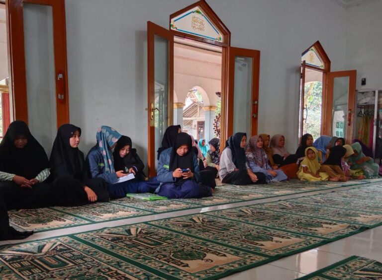 Lestarikan Tradisi NU, PR. Fatayat dan IPPNU Gumawang Adakan Slapanan Rutin Jum’at Wage