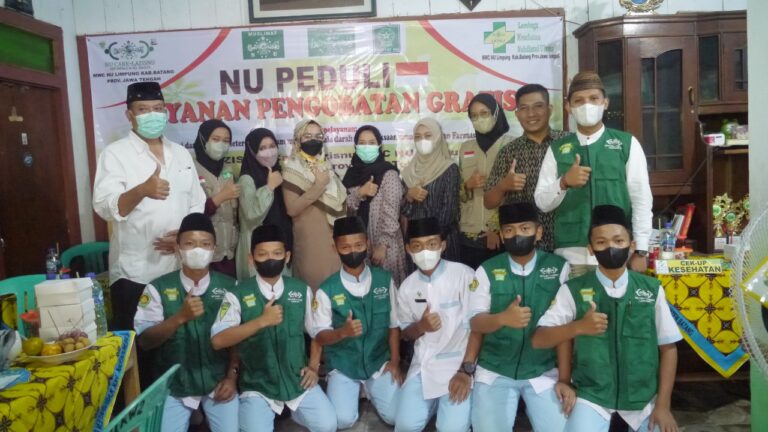 Gelar Pengobatan Gratis, LAZISNU Limpung Gandeng Siswa SMK dalam Pelayanan Kesehatan