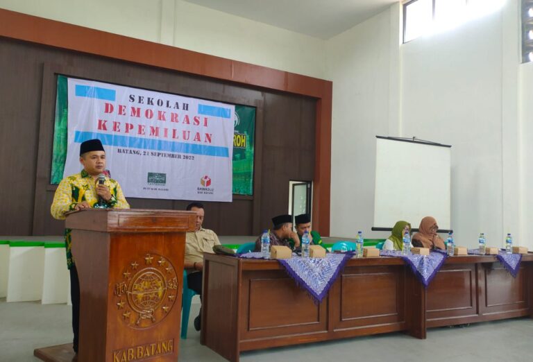 Lakpesdam PCNU Batang Gelar Sekolah Demokrasi dan Kepemiluan