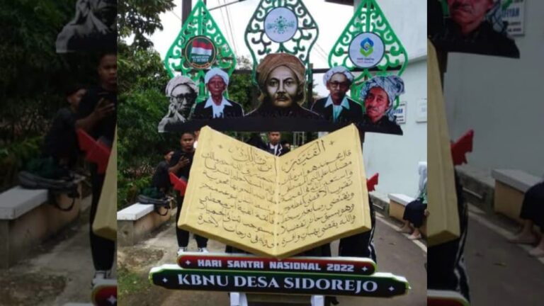 KBNU Desa Sidorejo Batang Tampilkan Replika Nadhom Alfiyah di Hari Santri 2022