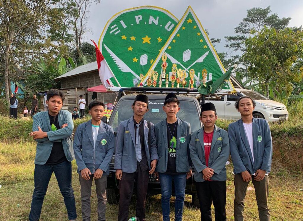 IPNU Desa Surjo, Bawang saat Berpartisipasi Karnaval