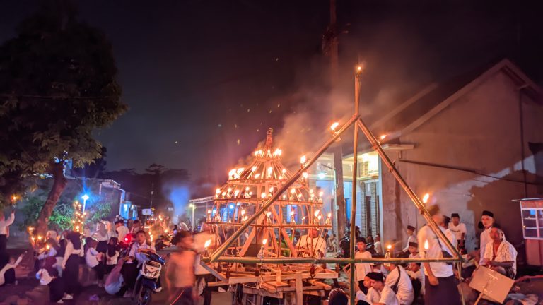 Gema Takbir Keliling Desa Ujungnegoro 2025 Tampil Beda, Kini dengan Pawai Oncor