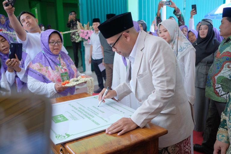 Gedung Baru Muslimat NU Batang Diresmikan