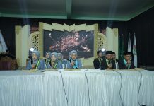 Demonstrasi Kitab Kuning Warnai Wisuda VII MA Takhassus Al Syairiyah